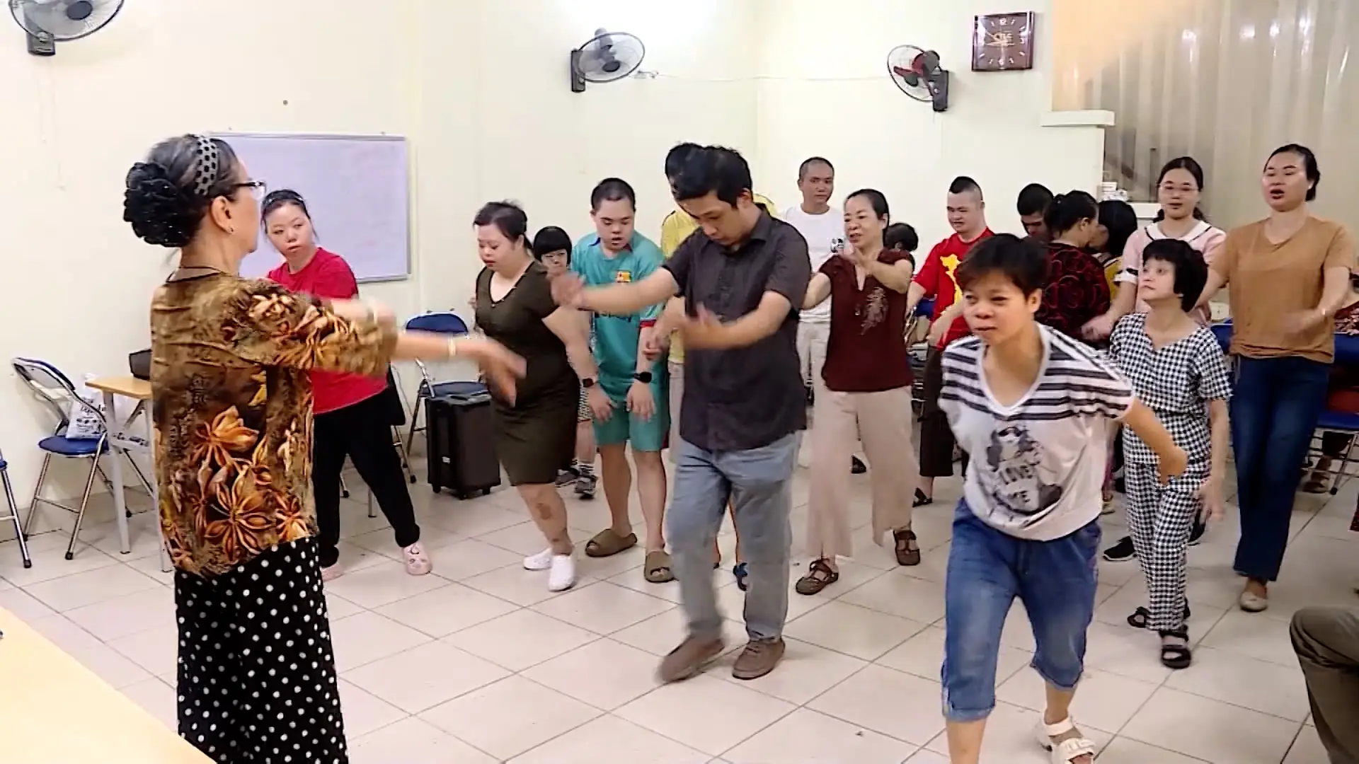 Lớp học đặc biệt của mẹ Phúc | Người tốt quanh ta | 28/07/2025